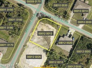 4661 27th St SW, Lehigh Acres, FL 33973