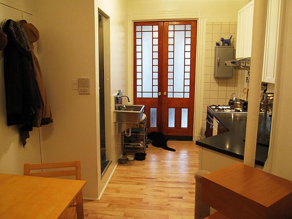 2nd image of 633 E 11th St APT 16