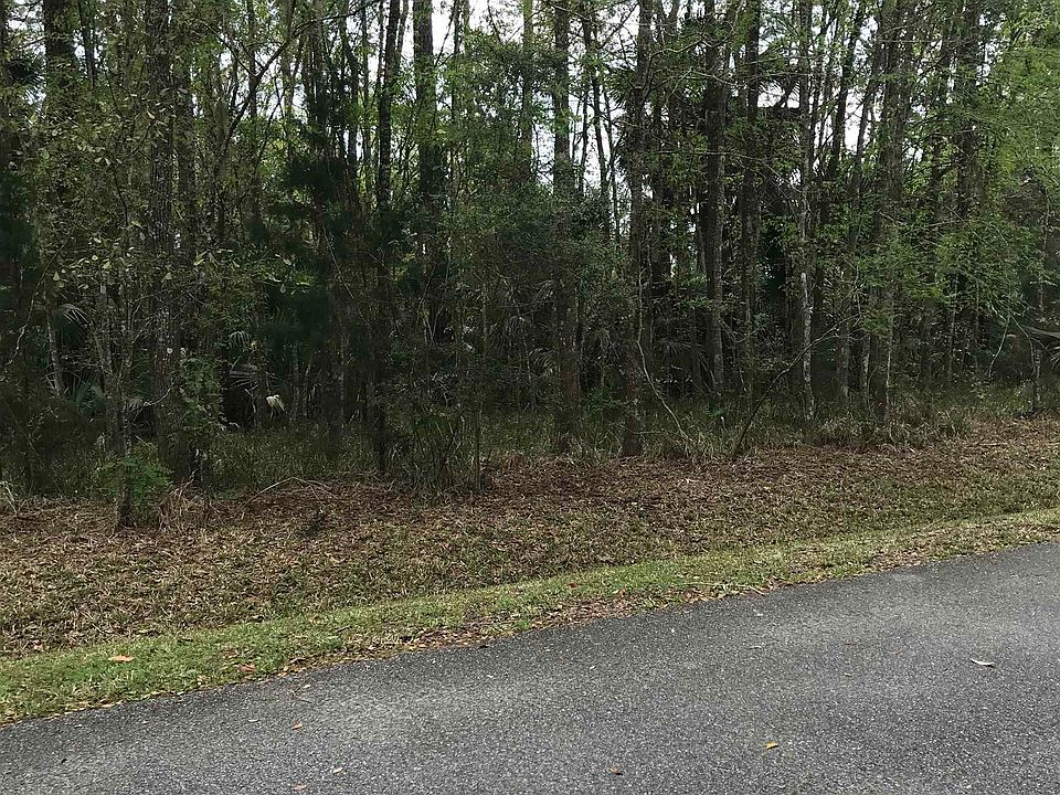 2nd image of Xx Crabapple Ln