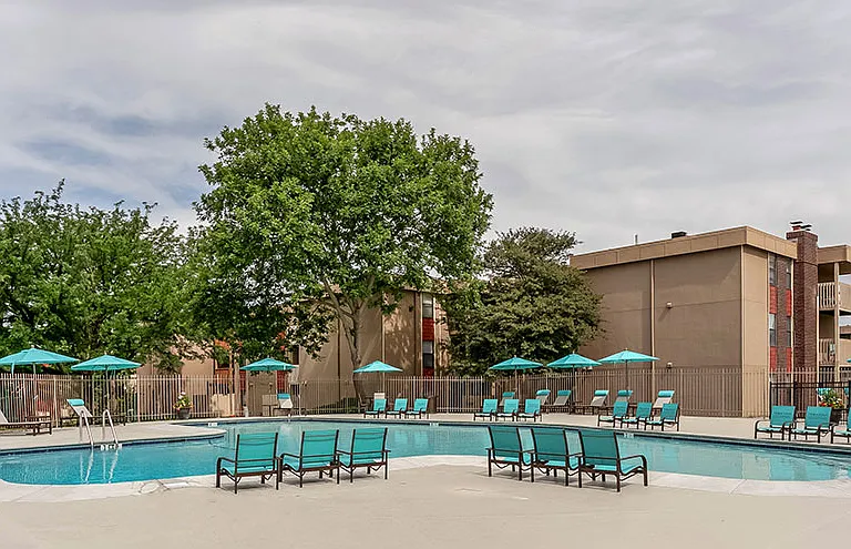 The Meadows Apartment Homes KS — Photo 20