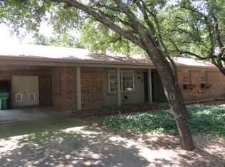 605 Barkley Dr, Hamilton, TX 76531