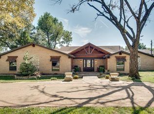 2229 Forest Hills Rd, Grapevine, TX 76051