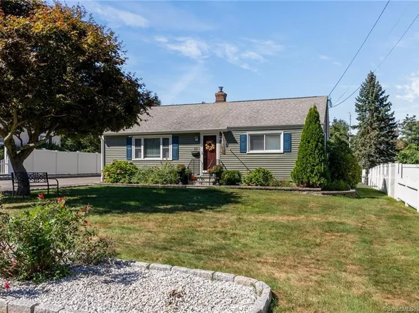 63 Concord Circle, Wethersfield, CT 06109