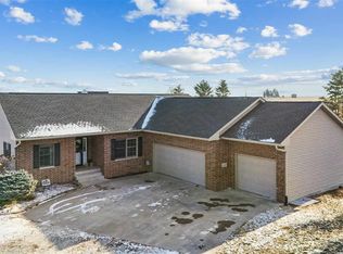 1028 Terrace Lake Ln, Crawfordsville, IA 52621