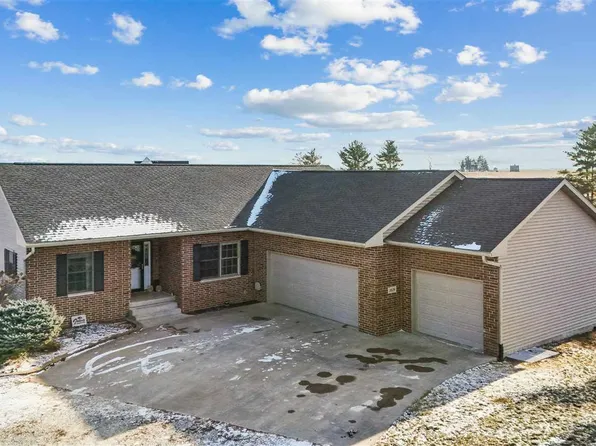 1028 Terrace Lake Ln, Crawfordsville, IA 52621