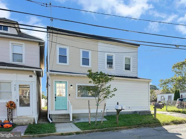 55 Oregon Ave, Hamilton, NJ 08610