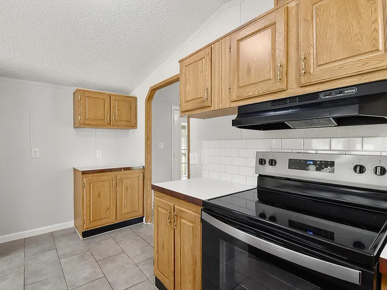 25494 Deepwood Dr #B — Photo 11