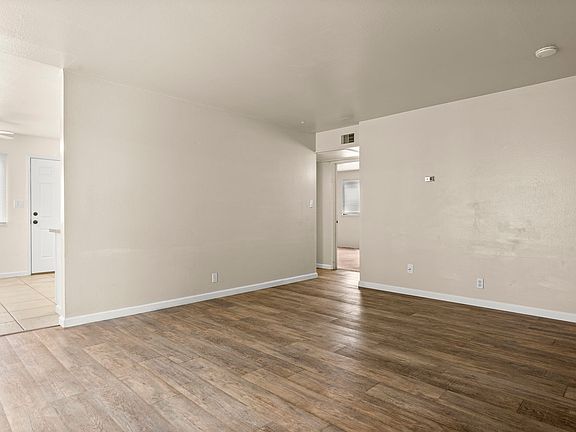 2nd image of 1090 Clyde Ave Unit 2