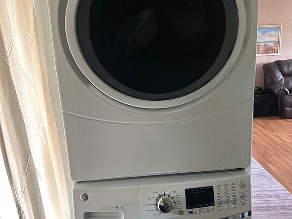 4th image of 17203 Sandalwood Dr #203