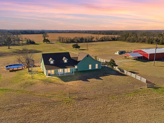 2nd image of 643 County Road 2992