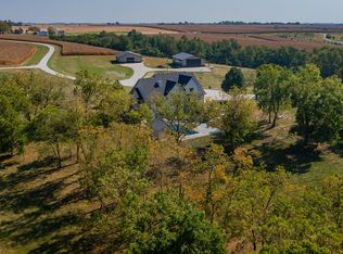 1878 158th Ct, Earlham, IA 50072