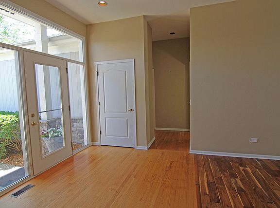 4th image of 3048 N Southern Hills Dr