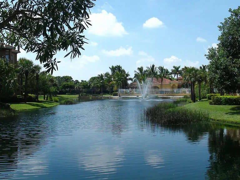 Beautiful Gardens at Beachwalk