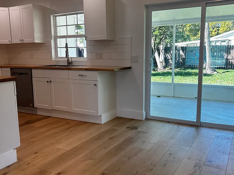 4499 Dorando Dr — Photo 7