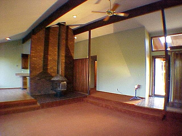 2nd image of 2403 Sunset Ave
