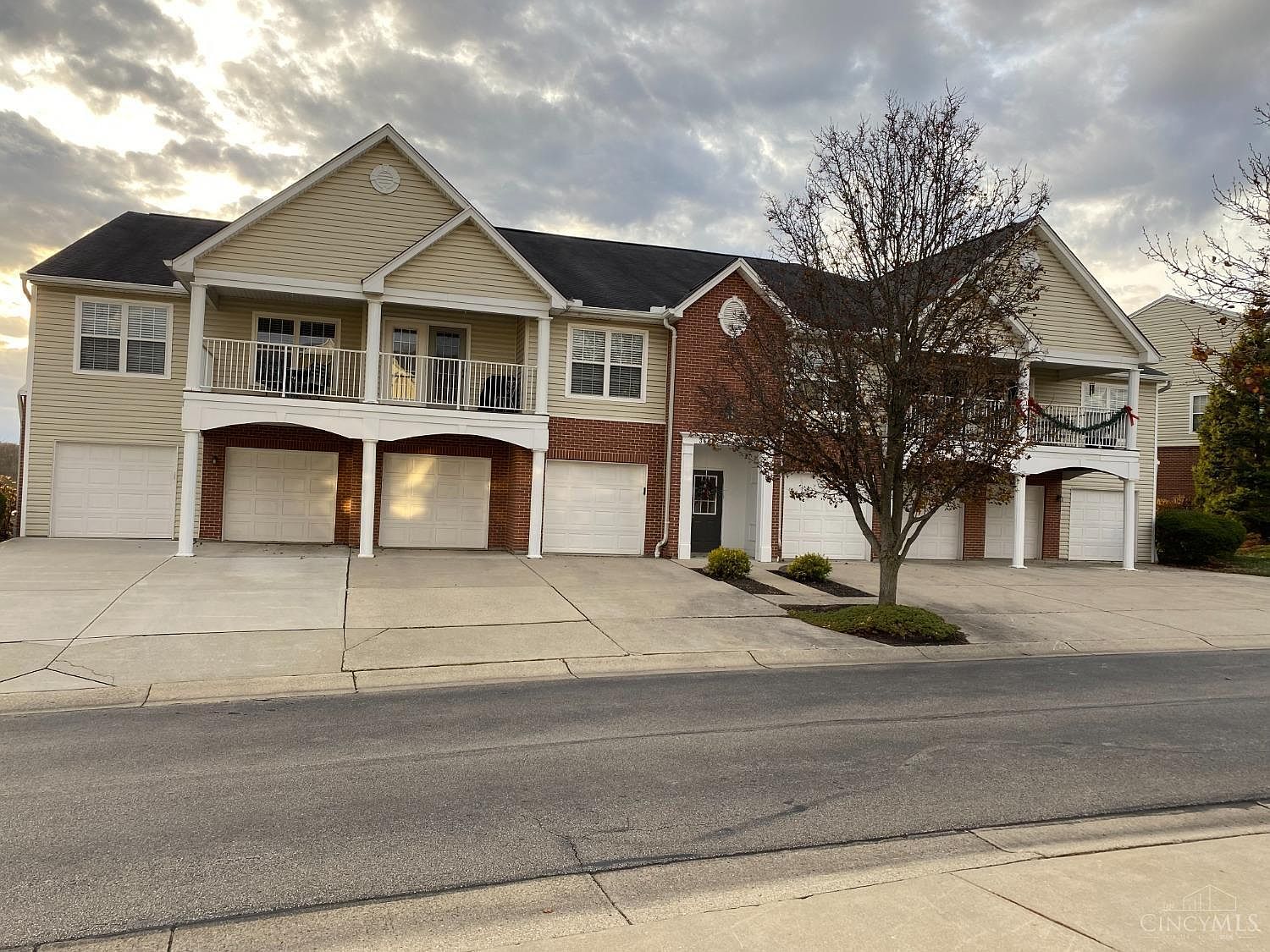 3661 Chestnut Park Ln 3, Cleves, OH 45002 Zillow