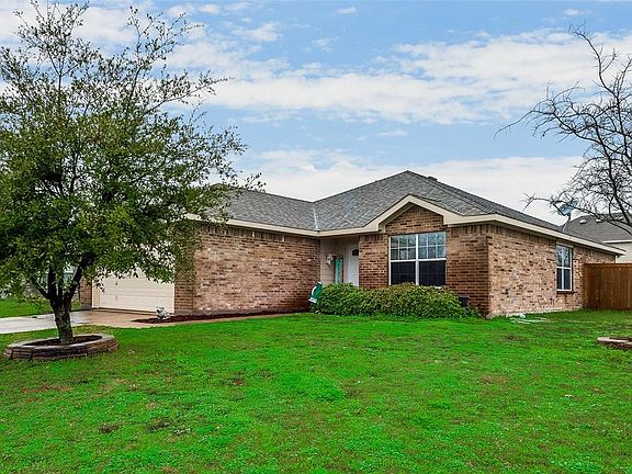 4th image of 217 Palomino Dr