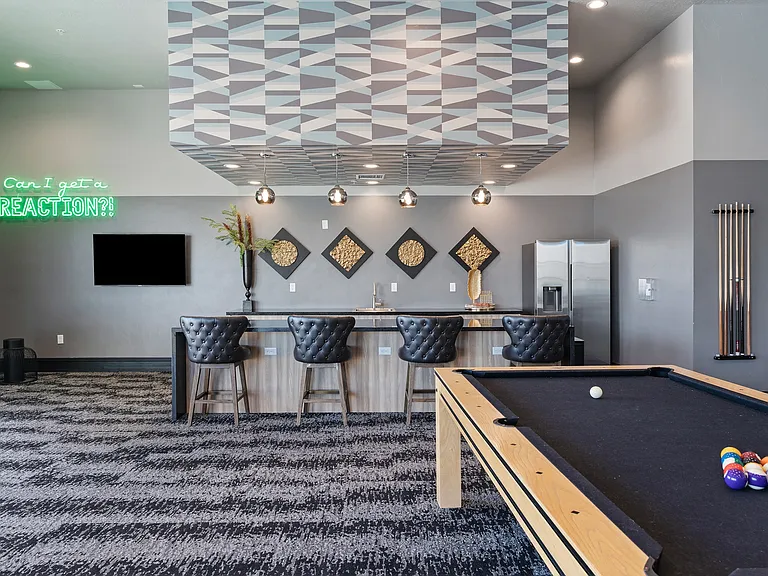SevenO2 Main Apartments — Photo 42