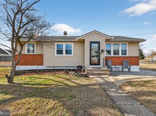 940 Carter Ave, Bellmawr, NJ 08031