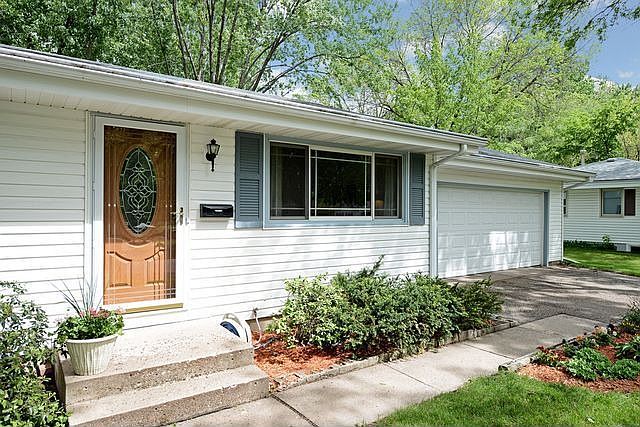 Easy access attached garage