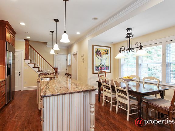 Kitchen / Breakfast Room