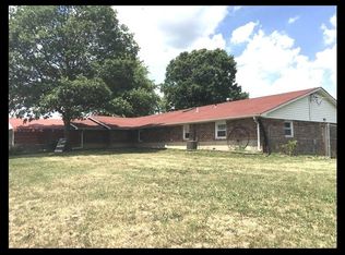 31597 State Highway Yy, Macon, MO 63552