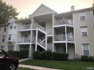 459 Poets Way, Mahwah, NJ 07430