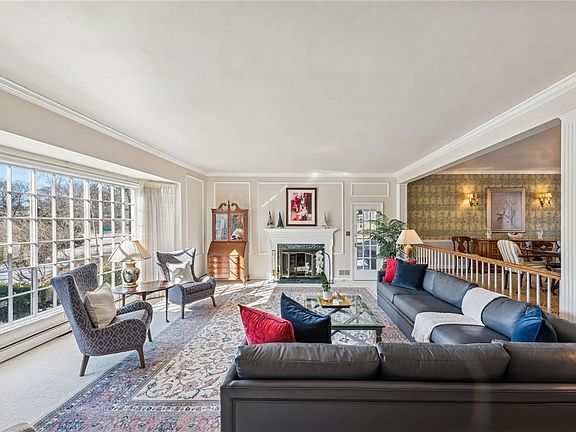 4th image of 308 Rosslyn Rd