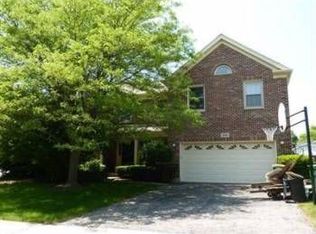 200 Stanton Dr, Buffalo Grove, IL