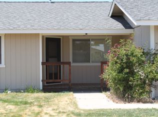 802 Hornet Dr, Gardnerville, NV 89460