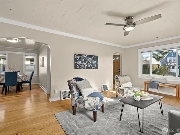 1115 Elizabeth Avenue, Bremerton, WA 98337