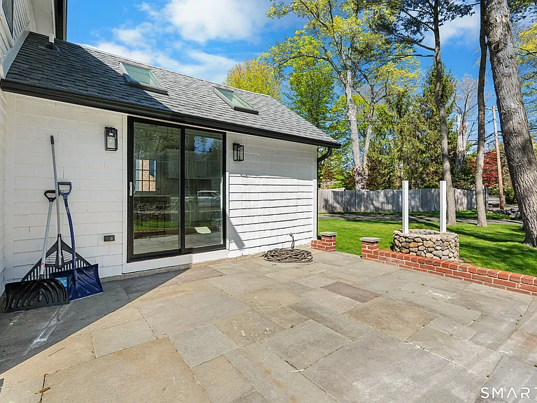 152 Partrick Ave — Photo 30