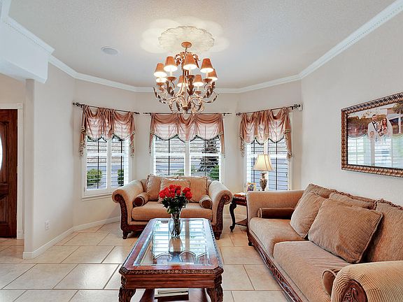 5th image of 5840 Lawndale Dr