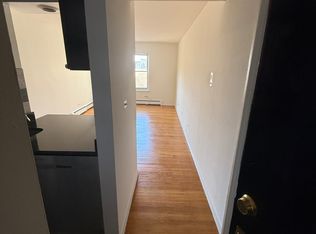 6830 N Sheridan Rd APT 561, Chicago, IL 60626