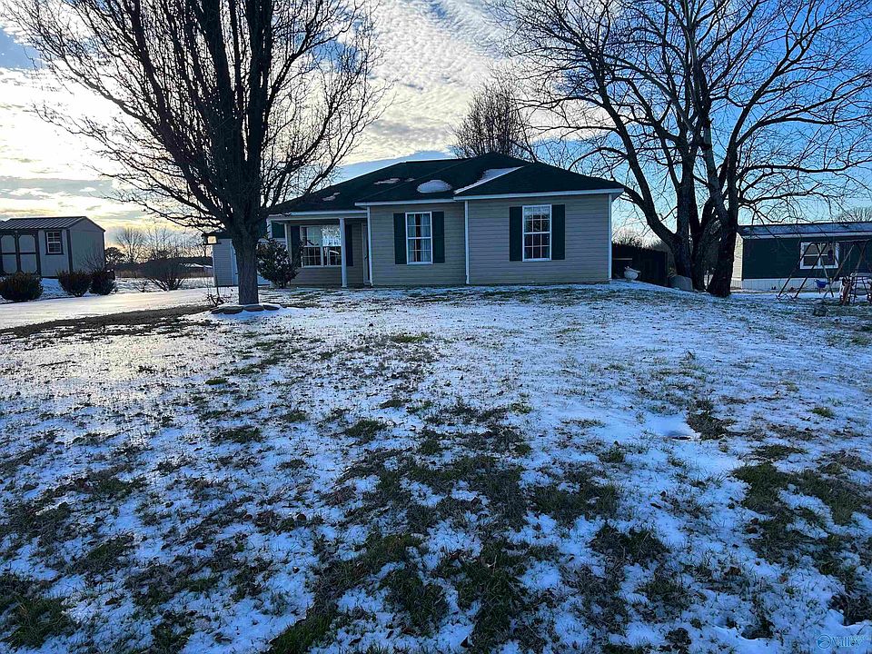 1st image of 208 Travis Dr