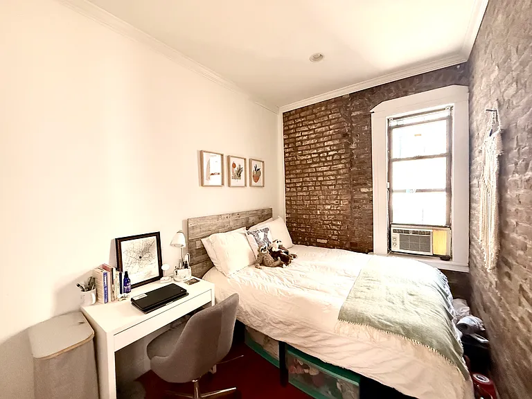 237 E 58th St #5B — Photo 13