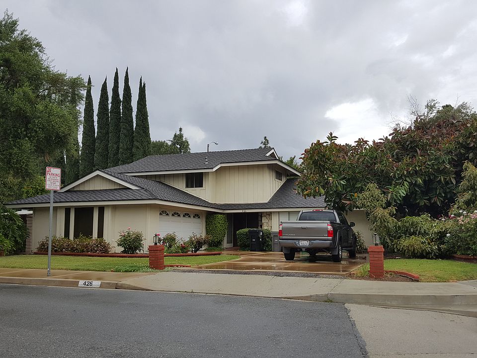 1st image of 426 Camaritas Dr