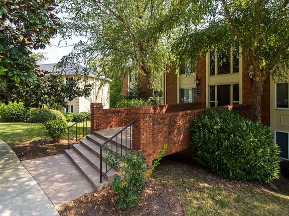 3rd image of 4487 Post Pl APT 95