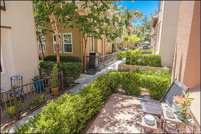 1st image of 18 Playa Cir