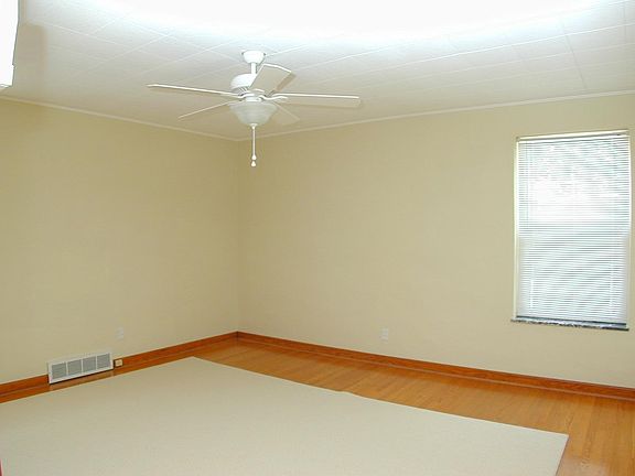 Large Bedroom