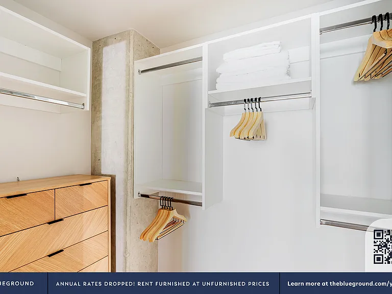 Walk-in Closet