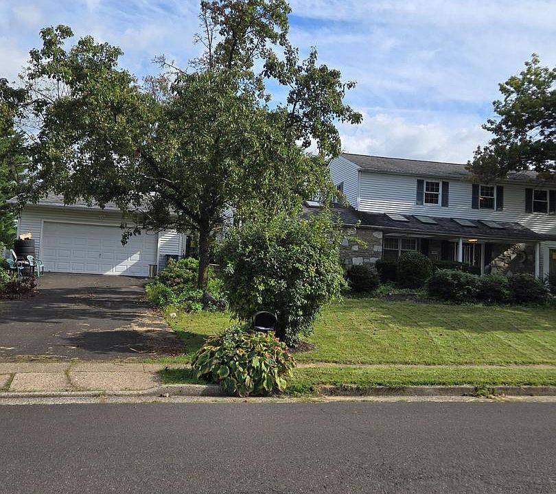 1st image of 3549 Meadowlark Dr