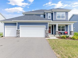 13713 Crownline Dr NE, Prior Lake, MN 55372