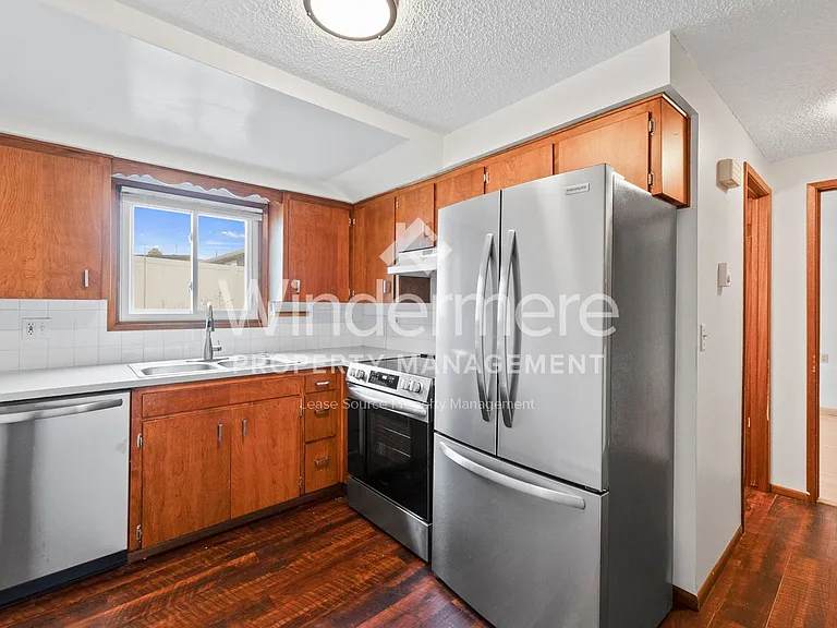 904 S McDonald Rd — Photo 7