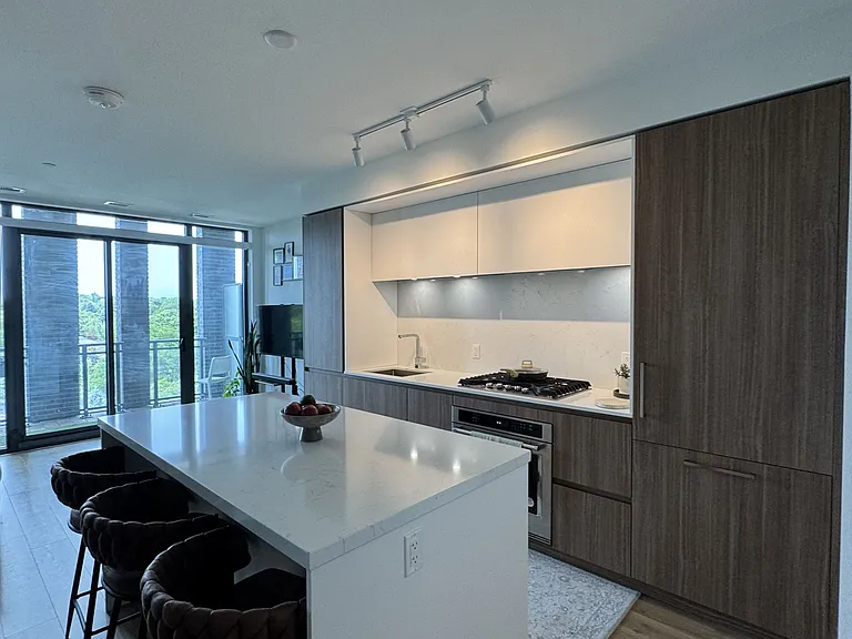 1 Hillsdale Ave E #609 — Photo 12