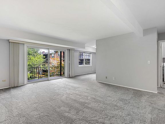 2nd image of 238 Crocker Dr APT D