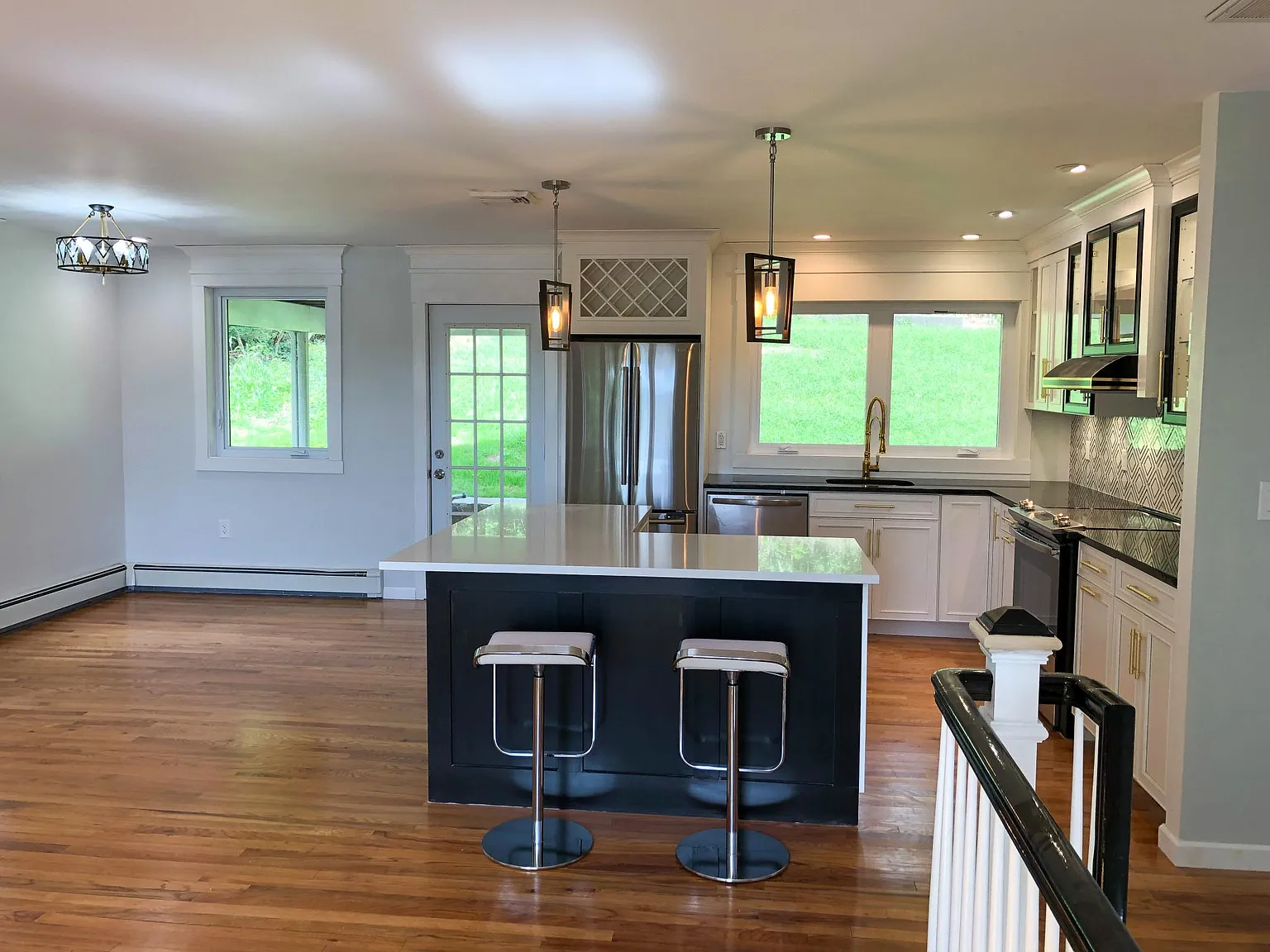 3 bed, 1813 sqft, $3,500 — Photo 4