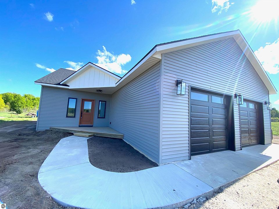1st image of 18049 Kadi Ln