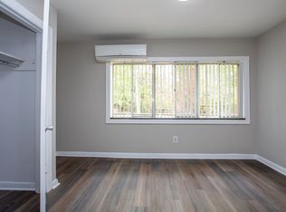 208 S Elm St #206-L, Greenville, NC 27858