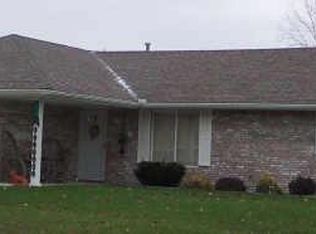 225 S Olive Ct, Rockville, IN 47872